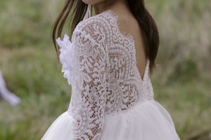 girl lace dress wedding
